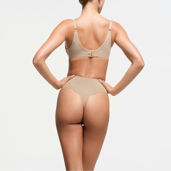 NEW SKIMS Smoothing Intimates Lightly Lined Bra- Clay (size 34D) - Picture 3 of 5